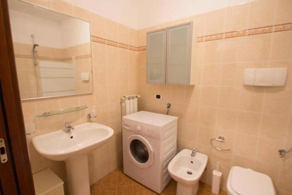 Appartamento Ristrutturato Con Terrazzo Varazze Extérieur photo